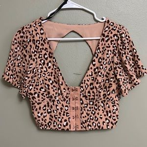 Leopard print crop top with hooks